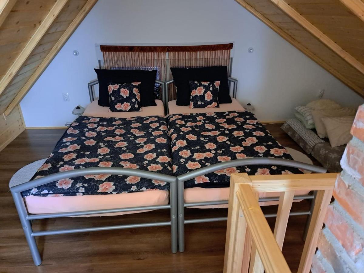 Apartman Tea Valpovo Esterno foto